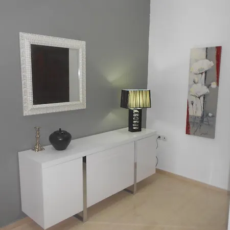 Apartment Paradise *